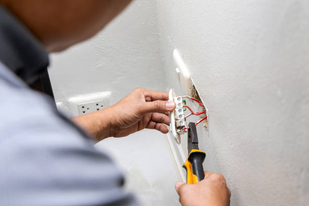 Best Local Electrician Companies  in Waterflow, NM